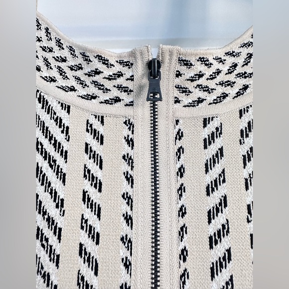 BCBG Maxaxria ‘ALEENA’ in French Cream - Picture 3 of 4